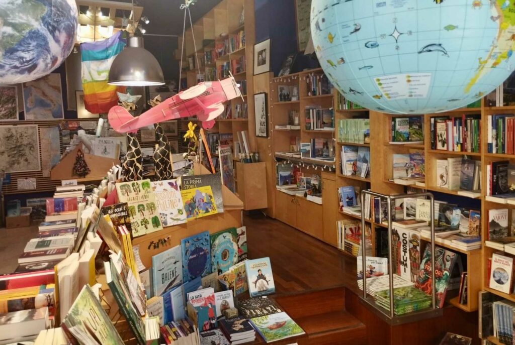 Libreria Pangea